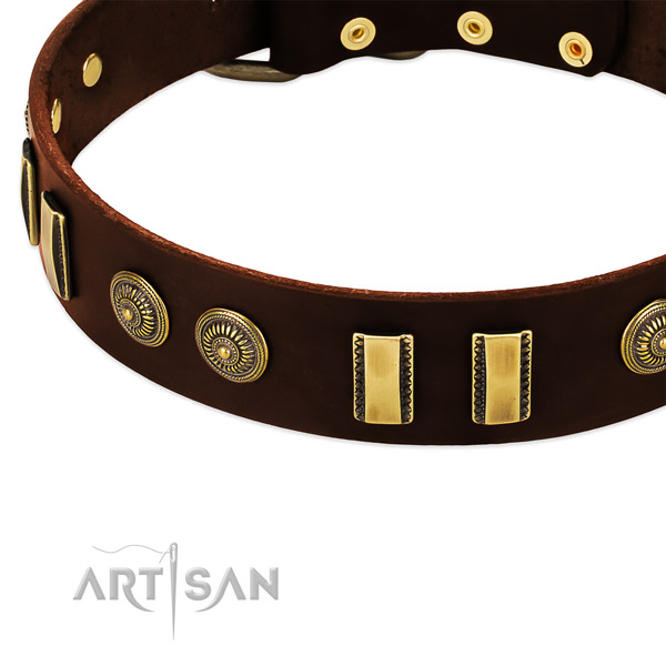 Rust-proof D-ring on full grain leather dog collar for your doggie