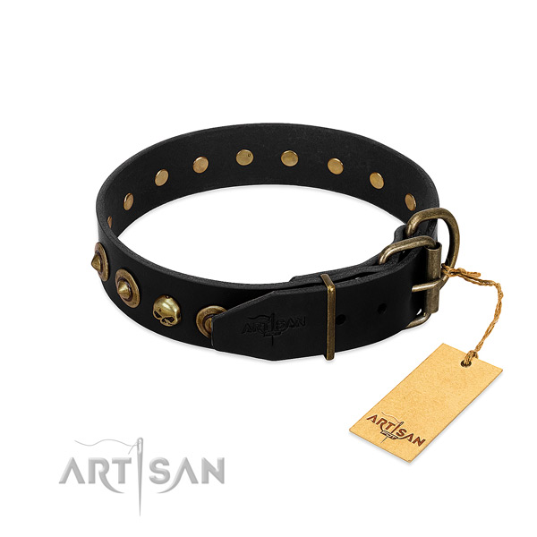Leather collar with exceptional decorations for your pet